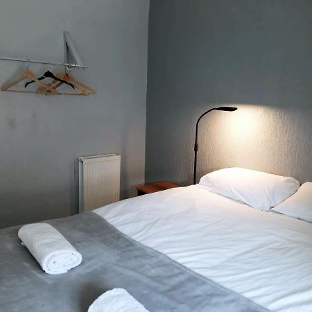 Llewellyn House Villa Llwynypia Dış mekan fotoğraf
