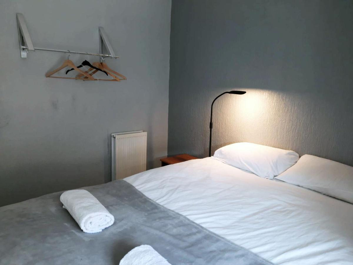 Llewellyn House Villa Llwynypia Dış mekan fotoğraf